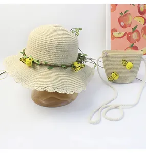 Set cappello da sole in paglia e borsa a tracolla con api graziose per bambini