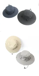 Detailweergave van sneldrogende zonnehoeden in vier kleuren met een brede rand
