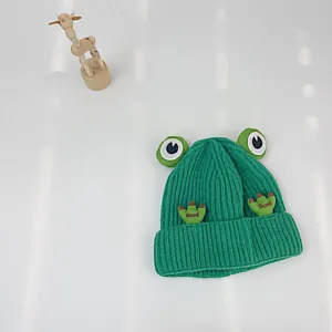 Grüne Frosch-Strickmütze mit großen Augen und Stickerei, gemütliche Wintermütze für Kinder