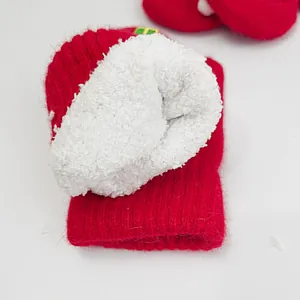 Rote Strickhandschuhe für Damen aus Kaninchenhaar mit weißem Webpelzrand für Weihnachten