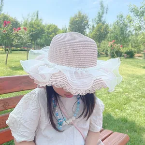 Sommer Mädchen Strohhut Und Taschen-Set Mit Kunstperlen Organza-Rüschen Sonnenschutz Atmungsaktiv Strandurlaub Breiter Krempe Hut