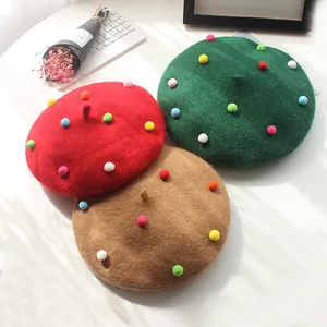 Süße Mehrfarbige Bommel Wollbaskenmütze Für Damen Und Kinder Warme Vintage Handgemachte Filzmaler-Hut Herbst Winter Modeaccessoire