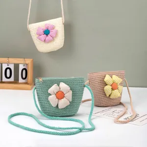 Kinder Niedlich Stroh Gewebt Blume Umhängetasche Handgefertigt Mini Geldbeutel Für Mädchen Sommer Strand Reise Tasche Mit Reißverschluss