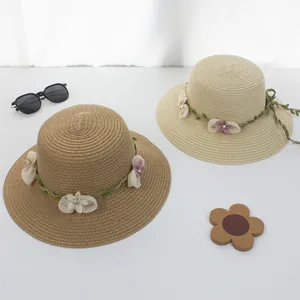 Damen Strohhüte mit breiter Krempe in Khaki und Beige mit Blumendekoration