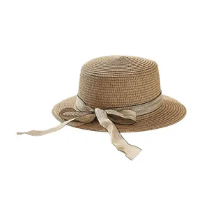 Chapeau canotier d'été en lin marron avec ruban à nœud pour une protection solaire élégante