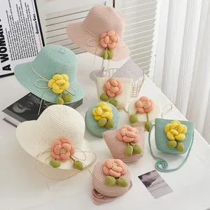 Chapeau de soleil en paille et sac à fleurs assorti pour filles en tons pastels