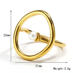 Detailed size parameters of the gold geometric pearl ring with height and weight specs