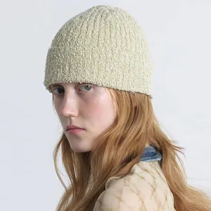 Koreanisch Designer Stil Boucle Strickmütze Für Damen Herbst Winter Warm Polyester Acryl Baumwolle Mischung Mütze Einfarbig Basic Kappe