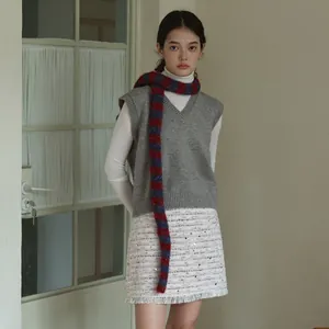Sciarpa da Donna in Maglia a Righe Sottili Morbido Acrilico Scaldacollo Lungo Retrò Accessorio Moda Autunno Inverno