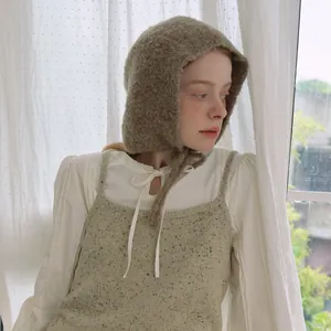 French style knitted hood and cream ranch vest set for women in soft wool knit