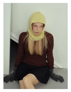 Trama dettagliata in maglia del passamontagna balaclava giallo lime in misto alpaca
