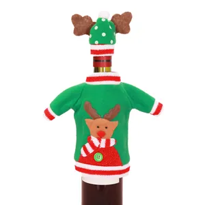 Housse de bouteille de vin de Noël avec pull vert et bonnet à bois de renne