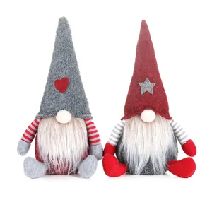Zweiteiliges Set Weihnachts-Wichtel mit grau-roten Zipfelmützen und langen weißen Bärten