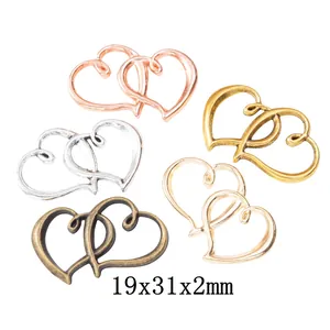 Pendentifs Double Cœur Entrelacés en Alliage de Zinc Vintage Design Creux Argent Or Antique Accessoires de Création de Bijoux DIY