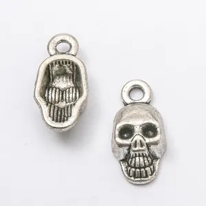 Vintage silver skull pendant set with antique finish for DIY jewelry making crafts