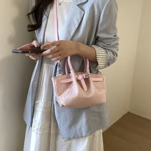 Fashion Woven Pattern Bucket Bag For Women Minimalist PU Leather Single Shoulder Crossbody Bag With Adjustable Strap Retro Handbag