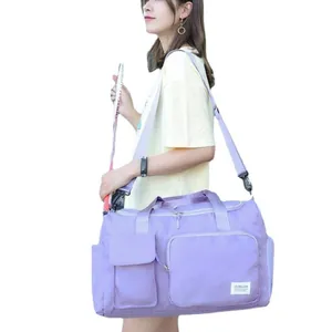 Bolsa grande de viaje y deporte morada con correa ajustable y nailon impermeable