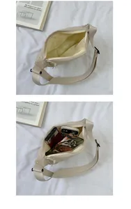 Detailopname van de nylon tas met opbergruimte voor telefoon en portemonnee