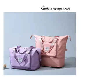 Faltbare wasserfeste Reisetaschen in Lavendel und Rosa mit Nass-Trocken-Trennung