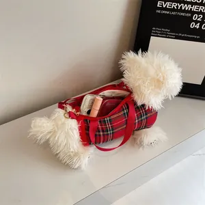 Niedliche Plüsch-Hundehandtasche mit rotem Karomuster und viel Platz für das Smartphone