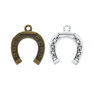 Retro horseshoe alloy pendants in antique bronze and silver finishes for DIY jewelry