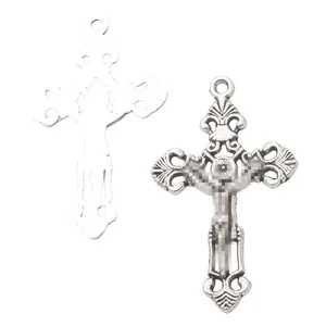 Pendenti a croce vintage in lega d'argento con rilievo per gioielli fai da te