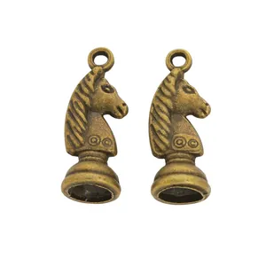 Vintage bronze chess knight pendants made of alloy for DIY jewelry and crafts making
