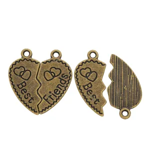 Colgantes de corazón Best Friends de bronce vintage con grabado rústico para collar