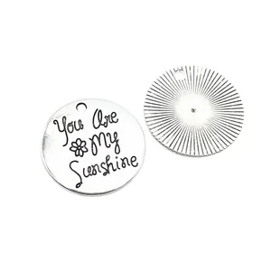 Στρογγυλό vintage ασημί μενταγιόν με You Are My Sunshine και σχέδιο με τον ήλιο