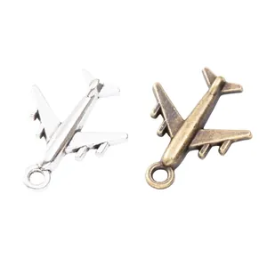 Colgantes de avión vintage en aleación de zinc plata y bronce para joyería DIY