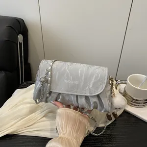 Plissierte PU Leder Kette Umhängetasche Für Damen Mode Cloud Schultertasche Mit Magnetverschluss Minimalistische Alltagstasche
