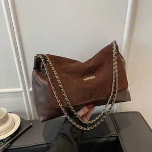Large Capacity Women Chain Shoulder Bag Minimalist PU Suede Splicing Tote Crossbody Bag For Casual Travel Street Style