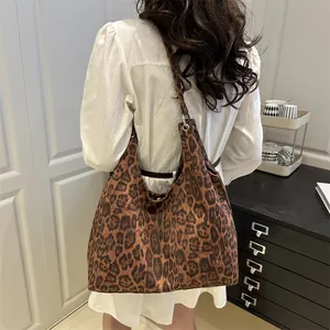Sac fourre-tout rétro à imprimé léopard pour femme avec grande bandoulière