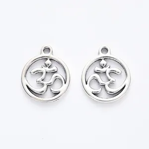 Pendentifs symbole Om argenté vintage en forme ronde évidée pour la création de bijoux