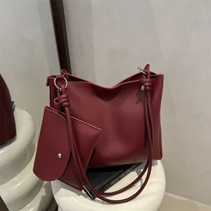 Retro burgundy large capacity bucket shoulder bag with matching mini pouch set