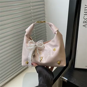 Sac Bandoulière Nœud pour Femme en Cuir PU Künstliche Perle Dentelle Sac à Main Coquille Pendentif Cœur Métal Élégant Quotidien Fête