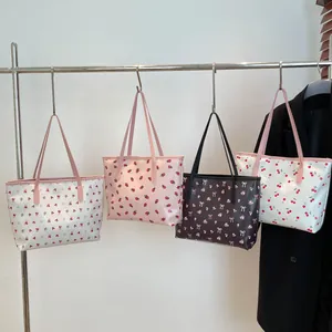 Sac Fourre-Tout Imprimé pour Femme Grande Capacité en Cuir PU Sac à Bandoulière pour les Trajets Quotidiens Sac à Main Décontracté Motif Floral