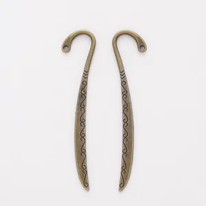 Paire de marque-pages en alliage bronze vintage avec gravures florales et trou de suspension