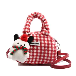 Sac bowling en peluche à carreaux rouges avec charme chien et bandoulière amovible