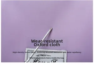 Primer plano de tela Oxford morada resistente al desgaste con textura de tejido diagonal