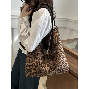 Large Capacity Leopard Print Faux Suede Tote Bag For Women Retro Hobo Shoulder Bag With Bowknot Casual Fashion Handbag