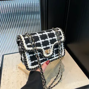 Dames Elegante Tweed Geruite Crossbody Tas Metalen Kettingriem Vierkante Schoudertas Gouden Slot Messenger Bag Voor Dagelijks Daten Feest