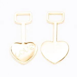 Gouden hartvormige schepbedeltjes met LOVE gravure voor DIY sieraden accessoires