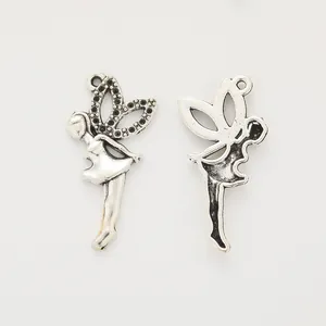 Vintage Silber Fee Engel Anhänger aus Zinklegierung mit hohlen Flügeln für DIY Schmuck
