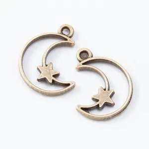 Ciondolo luna e stella in lega di bronzo vintage con cornice cava per gioielli fai-da-te