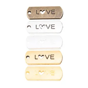 5er Set Vintage LOVE Anhänger aus Legierung in verschiedenen Metallfarben für DIY Schmuck