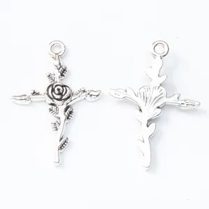 Lot de pendentifs croix avec rose en alliage de zinc argenté pour bijoux DIY
