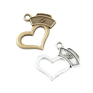 Vintage Herz-Krankenschwesterhut-Anhänger aus Legierung in Bronze und Silber für DIY-Schmuck