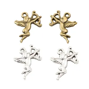 Vintage-Anhänger Amor aus Zinklegierung in Antik-Bronze und Silber-Optik