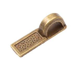 Vintage μπρονζέ μεταλλικό μενταγιόν φτυάρι για DIY αξεσουάρ και κατασκευές
